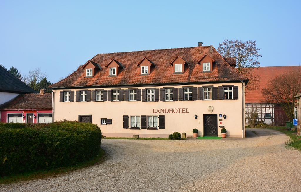 Landhotel Schloss Buttenheim Bagian luar foto