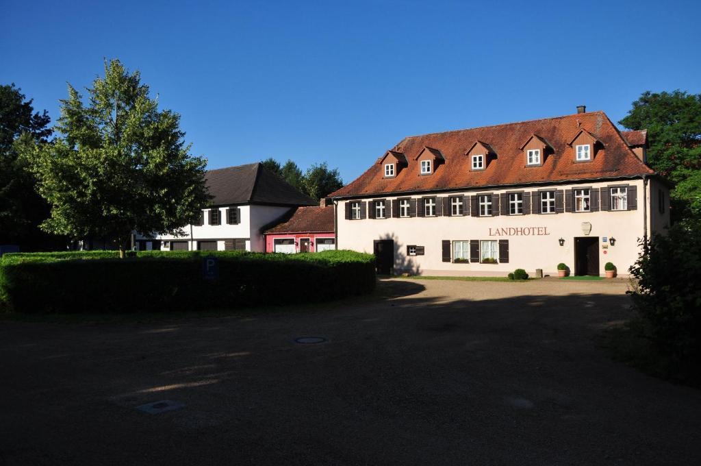 Landhotel Schloss Buttenheim Bagian luar foto